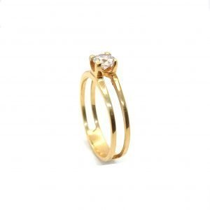 Anillo oro 18k y circon